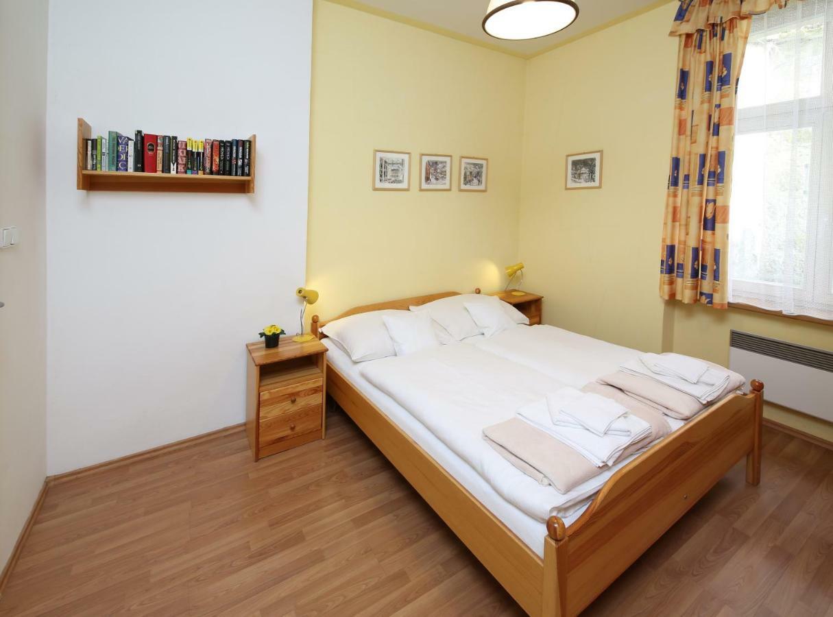 Apartman Ondrejska Karlovy Vary Exterior photo